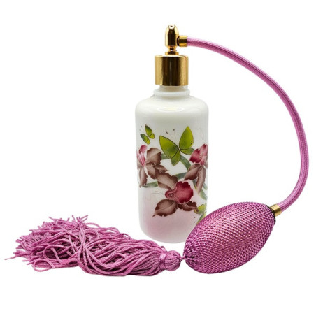"WHITE 01" fehér porcelán parfümszóró, lila hosszú pumpával, liliom mintával, 125 ml