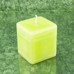 Zöldalma illatú gyertya *...