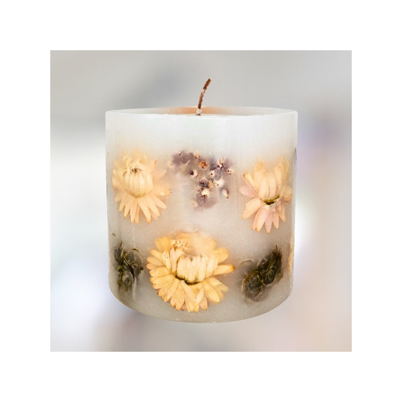 Illatos henger gyertya * kókusz illatú, fehér, szárított virággal